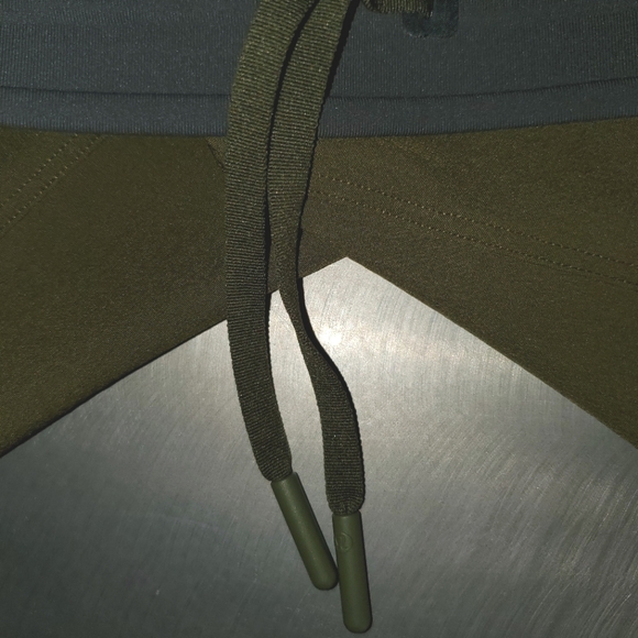 Lululemon Athletica Surge Tight Short Combo 2-in-1 Olive Gray Pocket Small - Picture 8 of 10